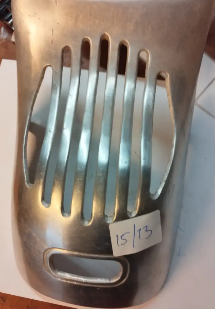 [15/13] 15/13 Cache carburateur Sport d'époque