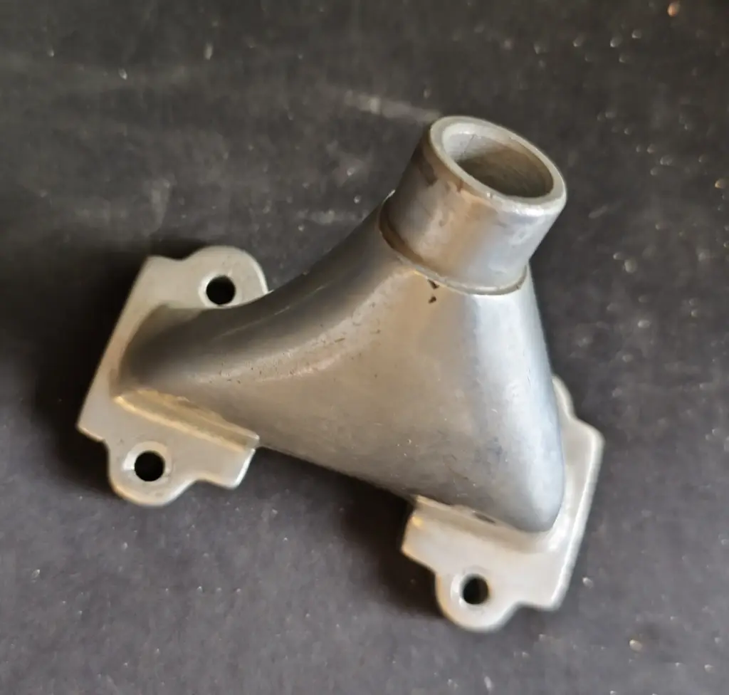 [17/07_30] 17/07_30 Pipe en Y Moto